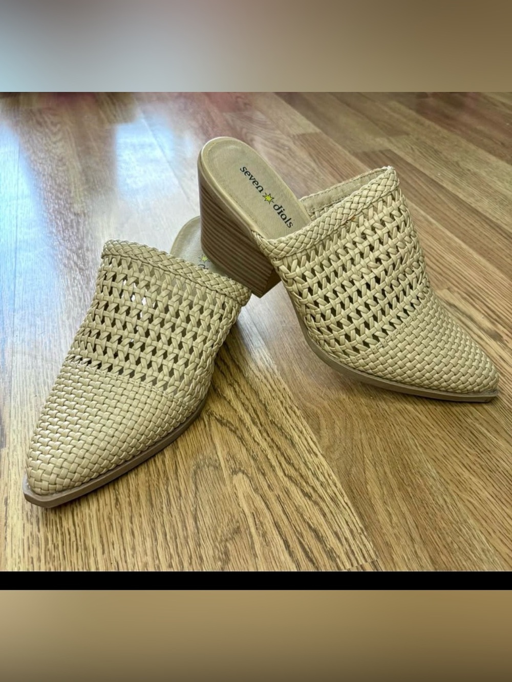 Seven Dials Woven Pointed-Toe Mule in Neutral Tan